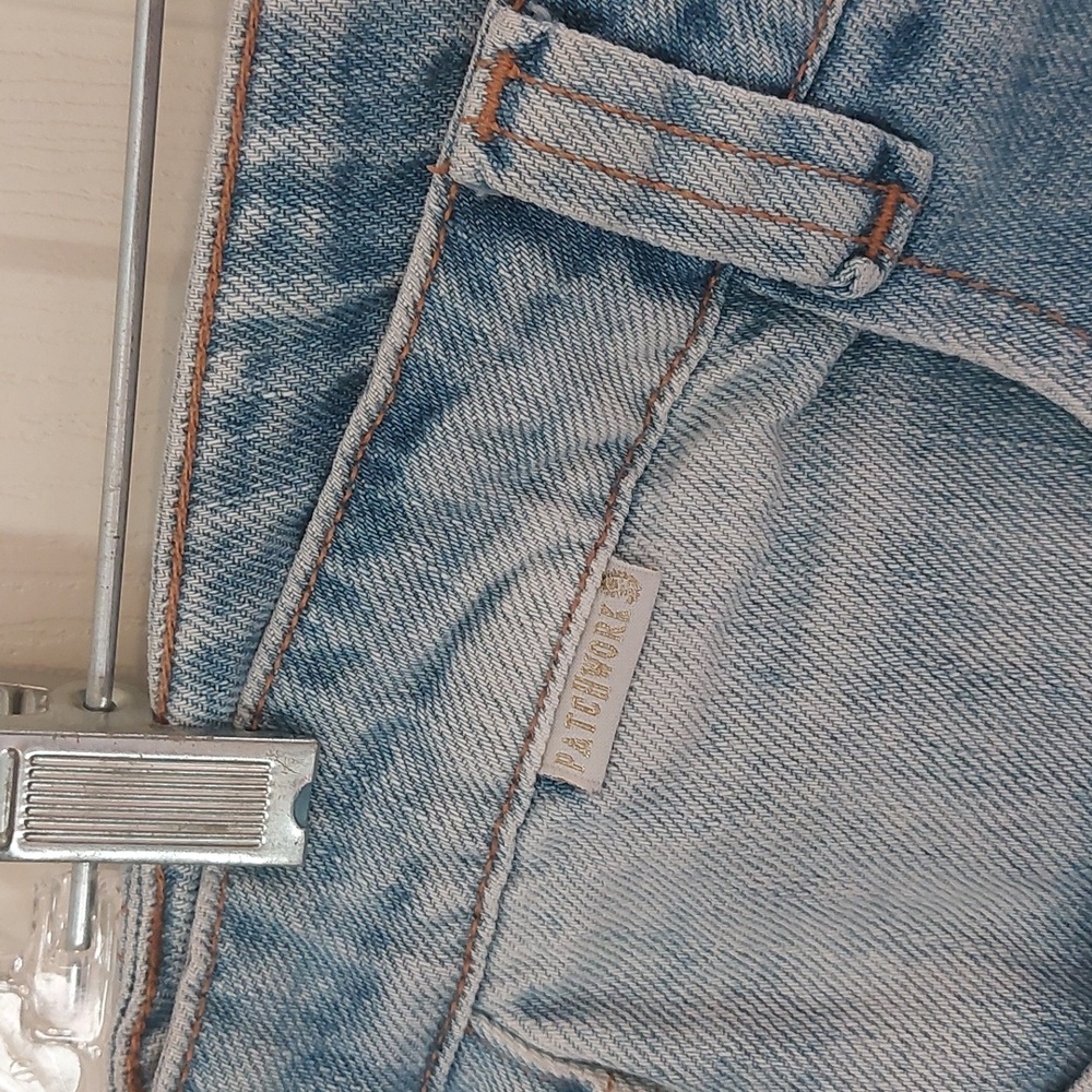 Vintage Patchwork Made In Brazil Light Wash Blue Denim Booty Jean Shorts Size 8 - Picture 4 of 10